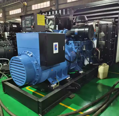 kopen 750 KVA SHX gasgenerator met Cummins Yuchai Weichai motor natuurgas biogas Lpg generator fabrikant hoogwaardige elektrische generator stroomvoorziening voor industriële online manufacture