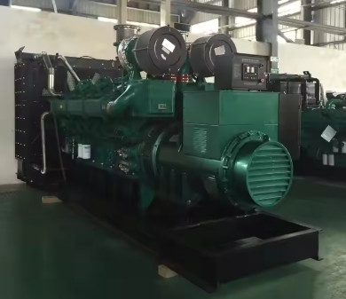 kopen 1700kVA 1360KW Open type elektrische en krachtige 3-fase generator Dieselgeneratoren voor industrieel gebruik online manufacture
